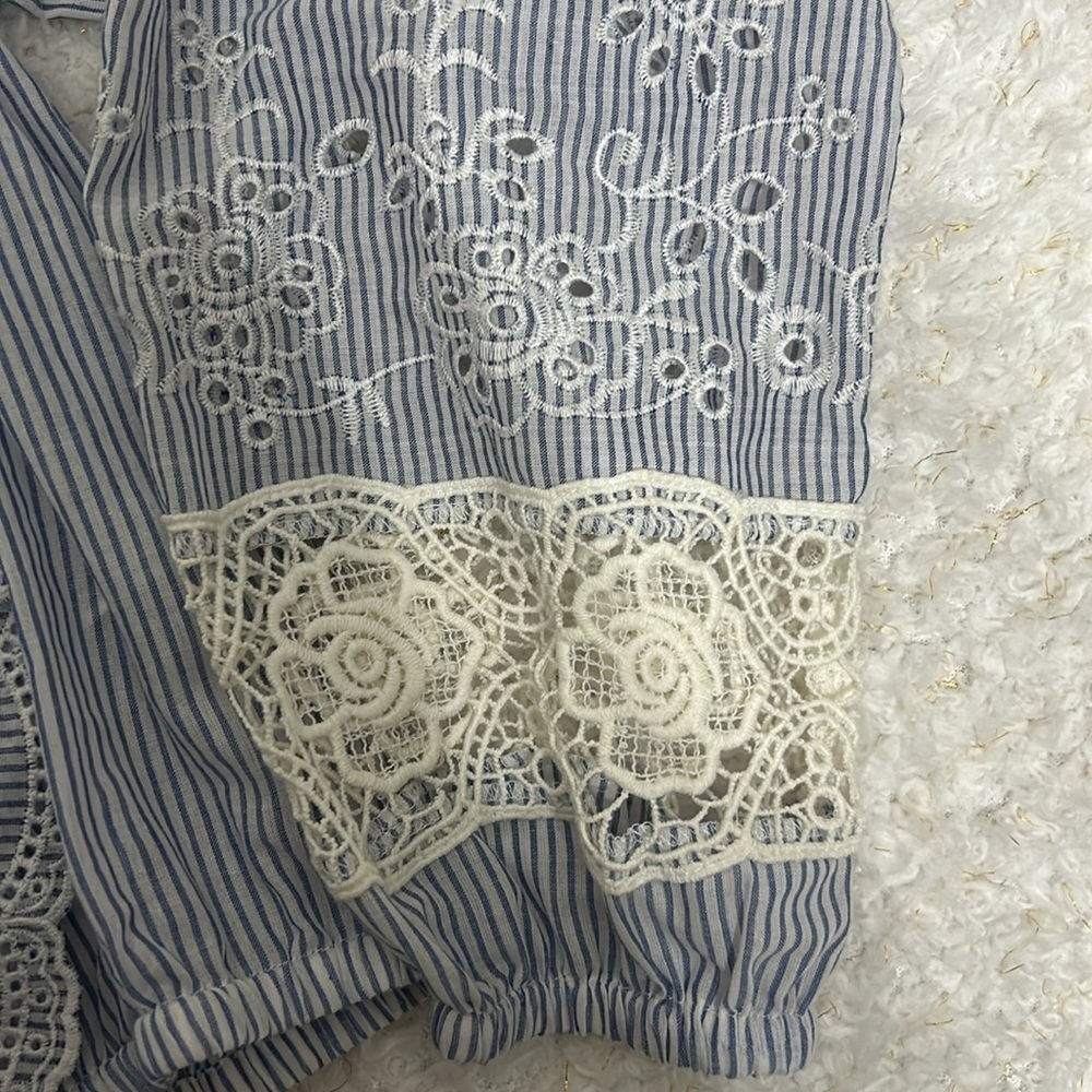 Forever 21 top - Picture 7 of 7